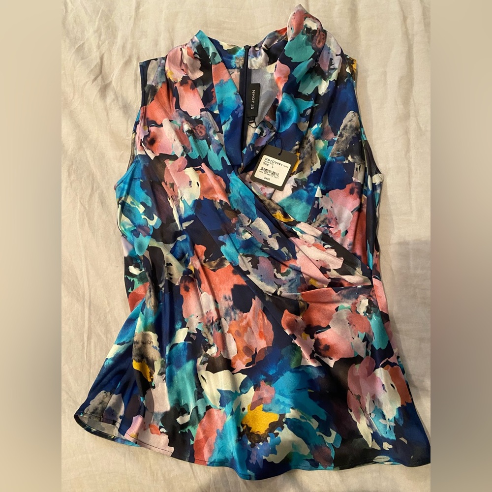 St John Couture multicolor sleeveless wrap top / zip back. 95%silk +5%spandex